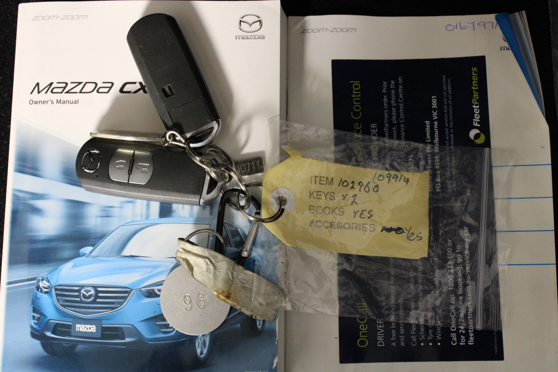 9K WH GLD 0.15CT HI I1 DIAMOND AQUAMARINE RING