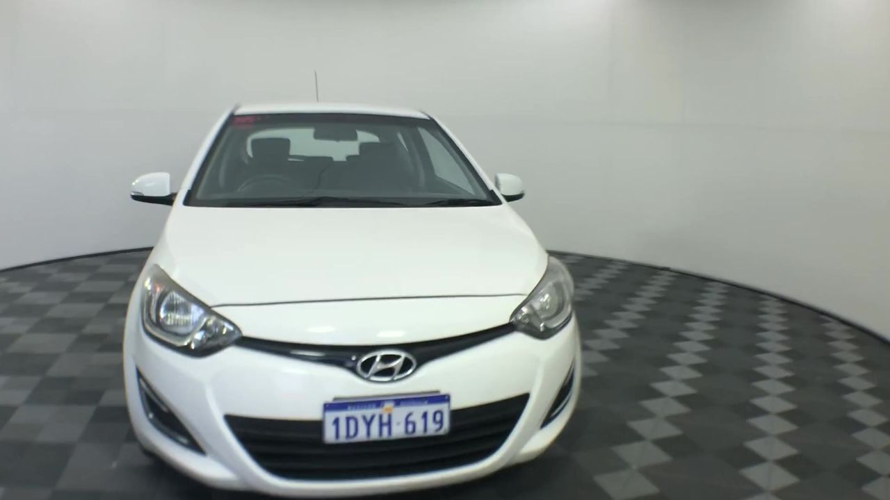 Bleeding Heart Shiraz  (12 x 750mL), SA.