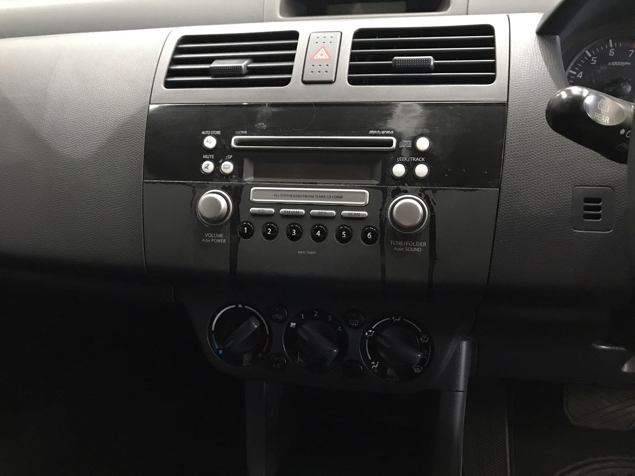 RAZER BlackShark V2 X Wired Gaming Headset, Black. NB: Minor Use, Not In Or