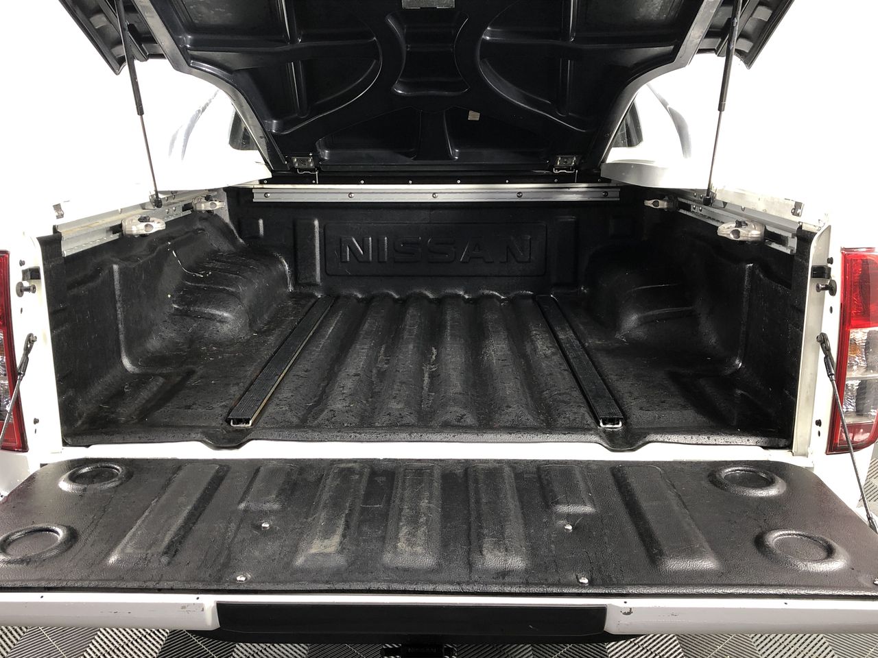 4 x Assorted Wireless Earbuds. 1 x SENNHEISER CX Plus TWS. 1 x JABRA Elite