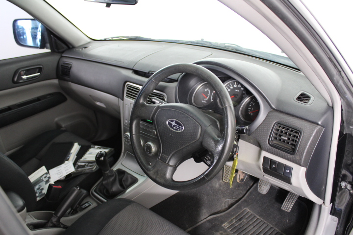 MAXWELL&WILLIAMS Camilla Apron. NB: has been worn.