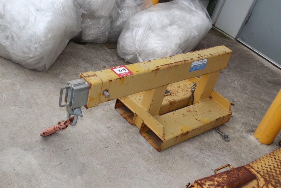 Little Giant Pinot Noir (6x 750mL). Current Vintage Release