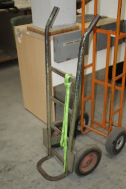 2 Carat round 2 white diamond each CVD Uncertified