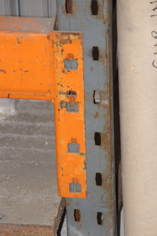 0.12 carat white round 4 diamond