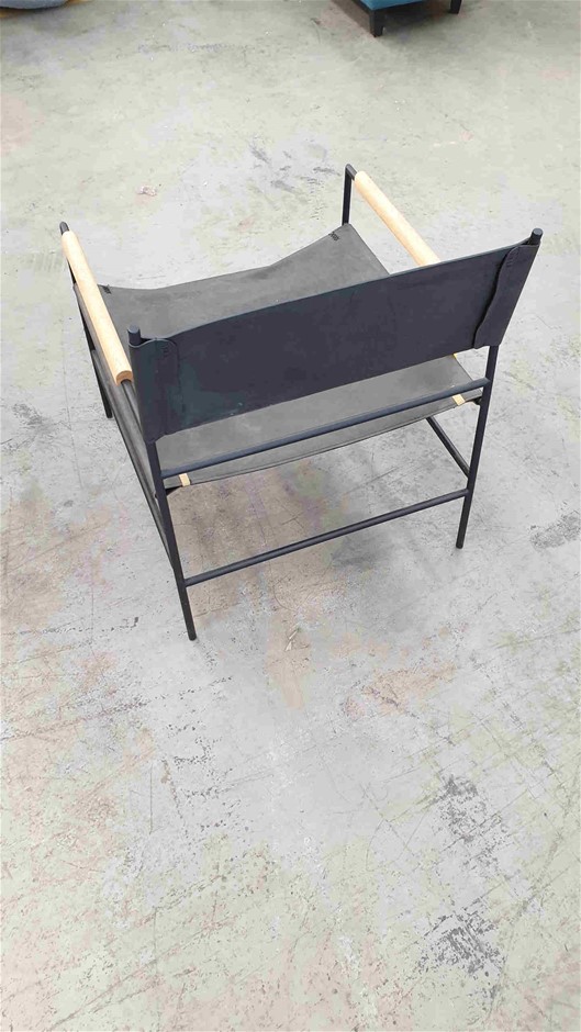 Simulated Diamond Zodiac Necklace - LEO (Yellow)