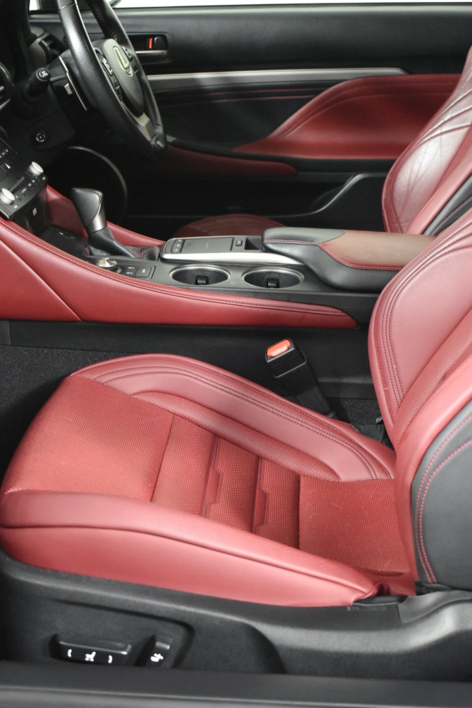 DeWALT 18V 5.0Ah Li-Ion XR Cordless Brushless Compact 300mm (12") Chainsaw