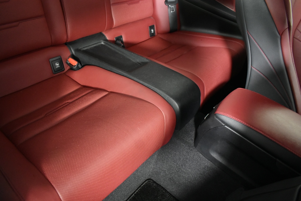 Pneumatic Tyered Rubber Wheel 250mm x 75mm Width, 20mm Ball Bearing Centre.