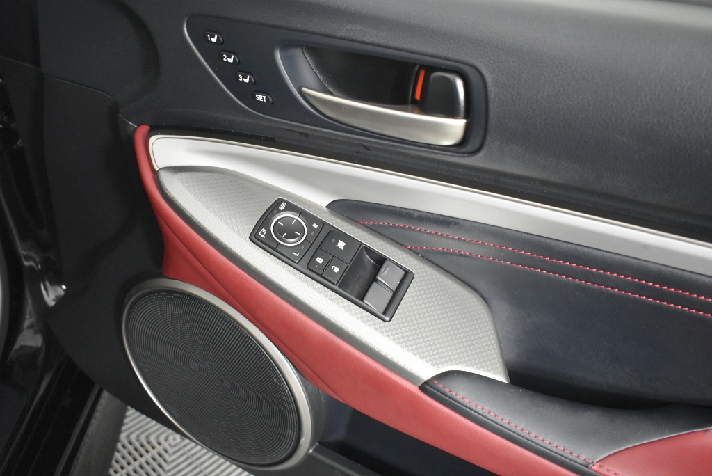 2 x 300pc E-Clip Assortment Sizes: 30pcs 1/16", 30pcs 1/8" 40pcs 3/16", 50p