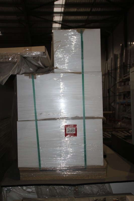 DeWALT Green Beam Cross Line Laser Level.