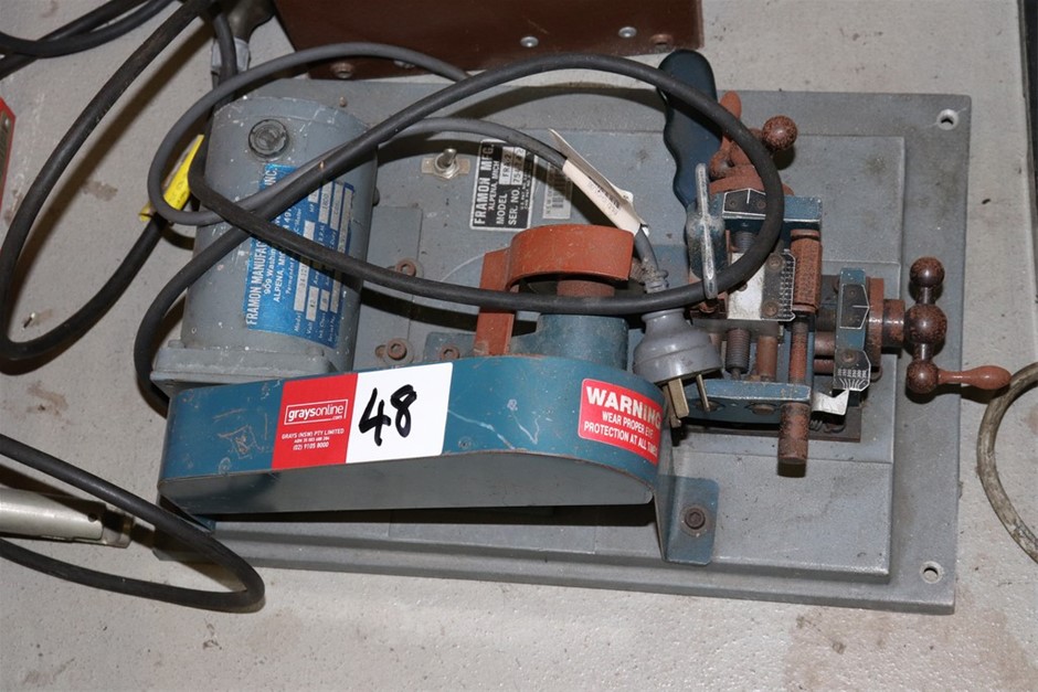 2 x SENSH Pipe Wrenches, 250mm With Dipped Grip Handle.