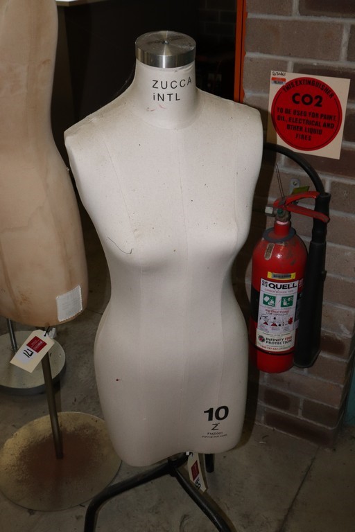 DeWALT 18V XR Li-ion Cordless Brushless 125mm (5") Random Orbital Sander, S