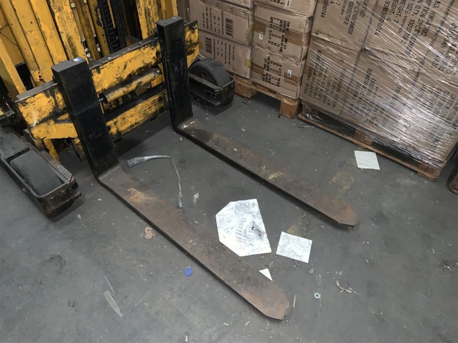 SENSH PVC Carry Tool Box 430mm.