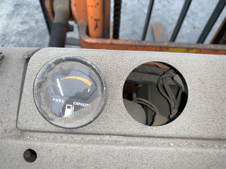 DeWALT 18V XR Li-ion Cordless Brushless Split Shaft Line Trimmer - Skin Onl