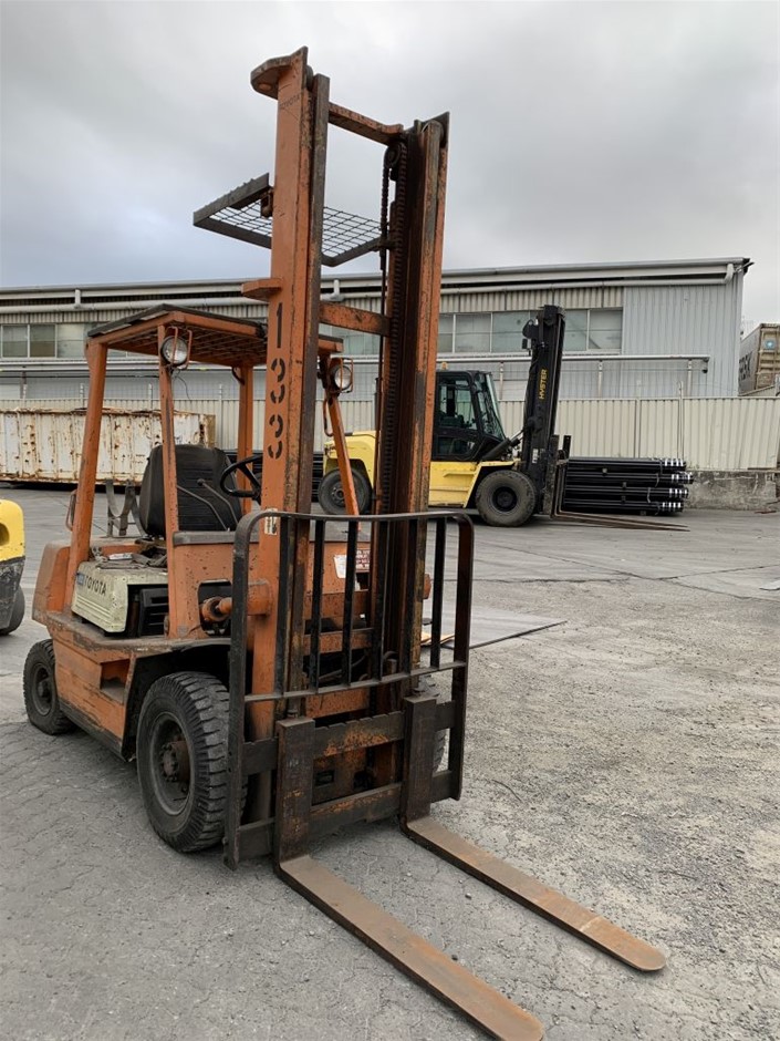 3 x DeWALT 18V-54V 12.0Ah XR Li-ion Cordless FlexVolt Batteries. NB: Not Wo