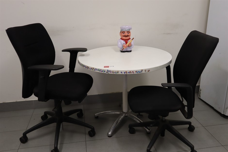 By The Vineyard Pinot Grigio (12x 750mL). SEA.