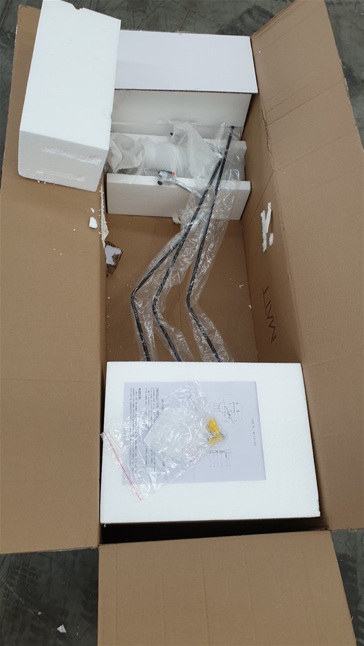 Night Merchant Gin Grapefruit And Soda Cans (24x 250mL) NSW