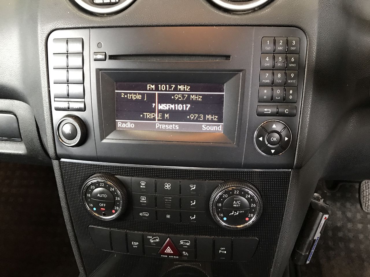 International Mixed Red & White Pack (12x 750mL) Multi Regional