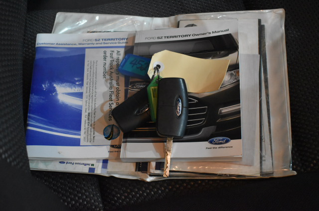 Redbank Emily Brut Cuvee NV (6x 750mL) King Valley, VIC.