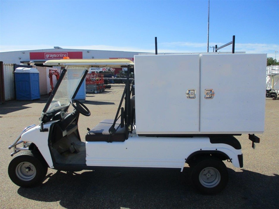 1.00 Carats Brilliant Polish Round Cut White Diamond CVD-Not Certified