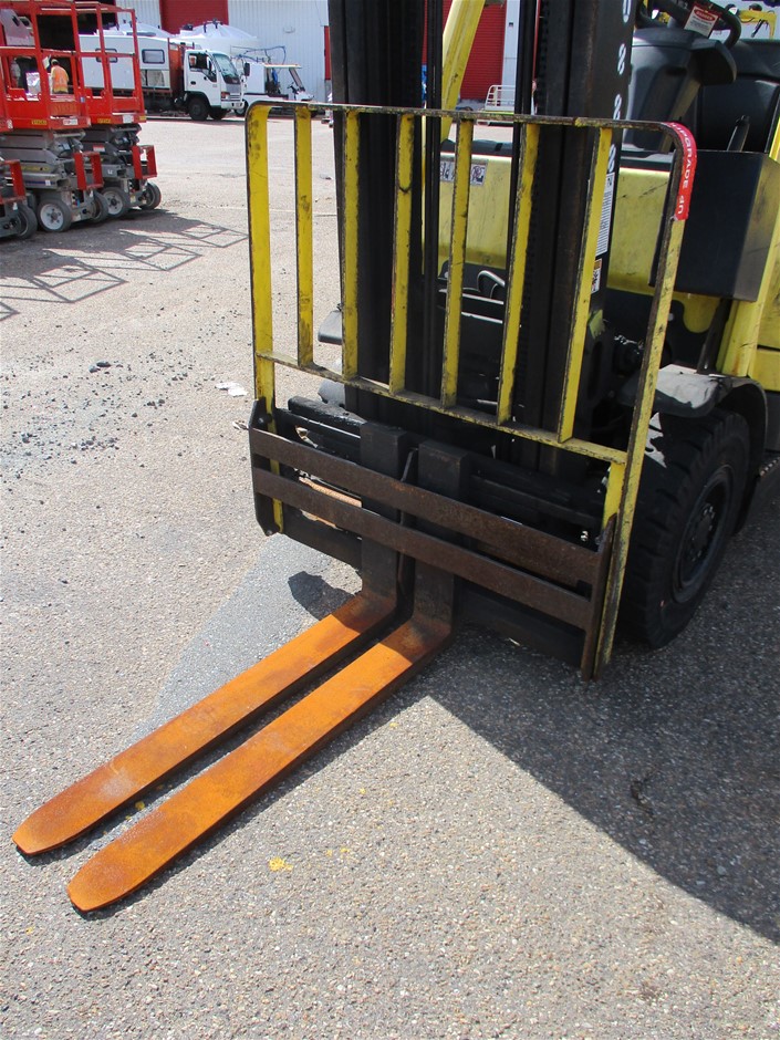 0.05 carat white 4 baggette fancy shape diamond