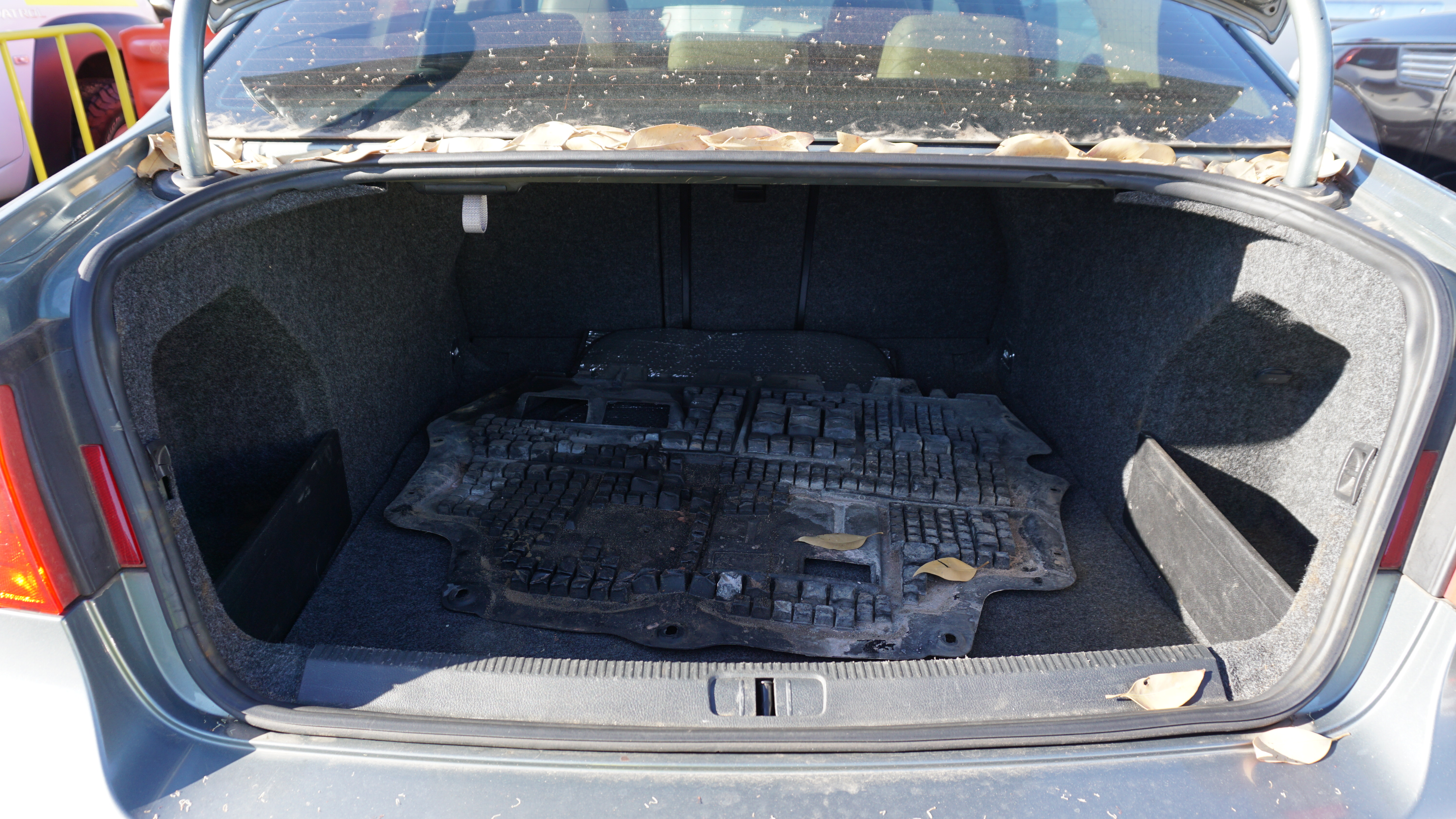 2004 Mercedes Benz E240 Classic W211 Automatic Sedan