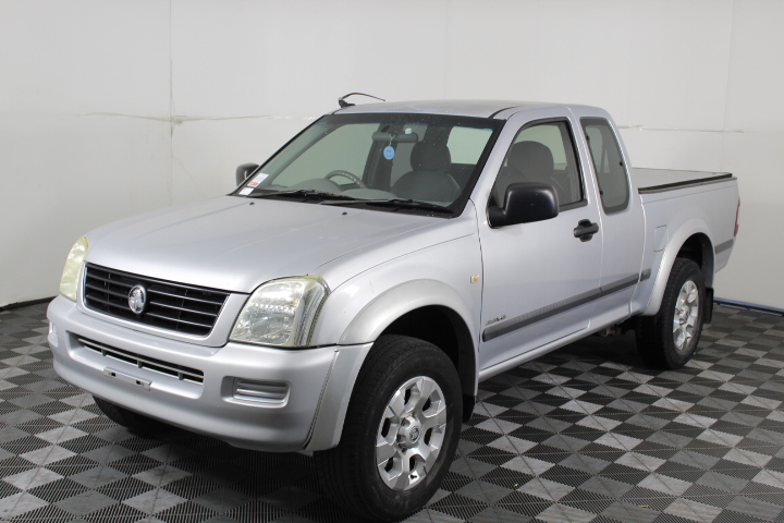 9K YELLOW GOLD 0.25ct F VS EMERALD LAB DIAMOND RING