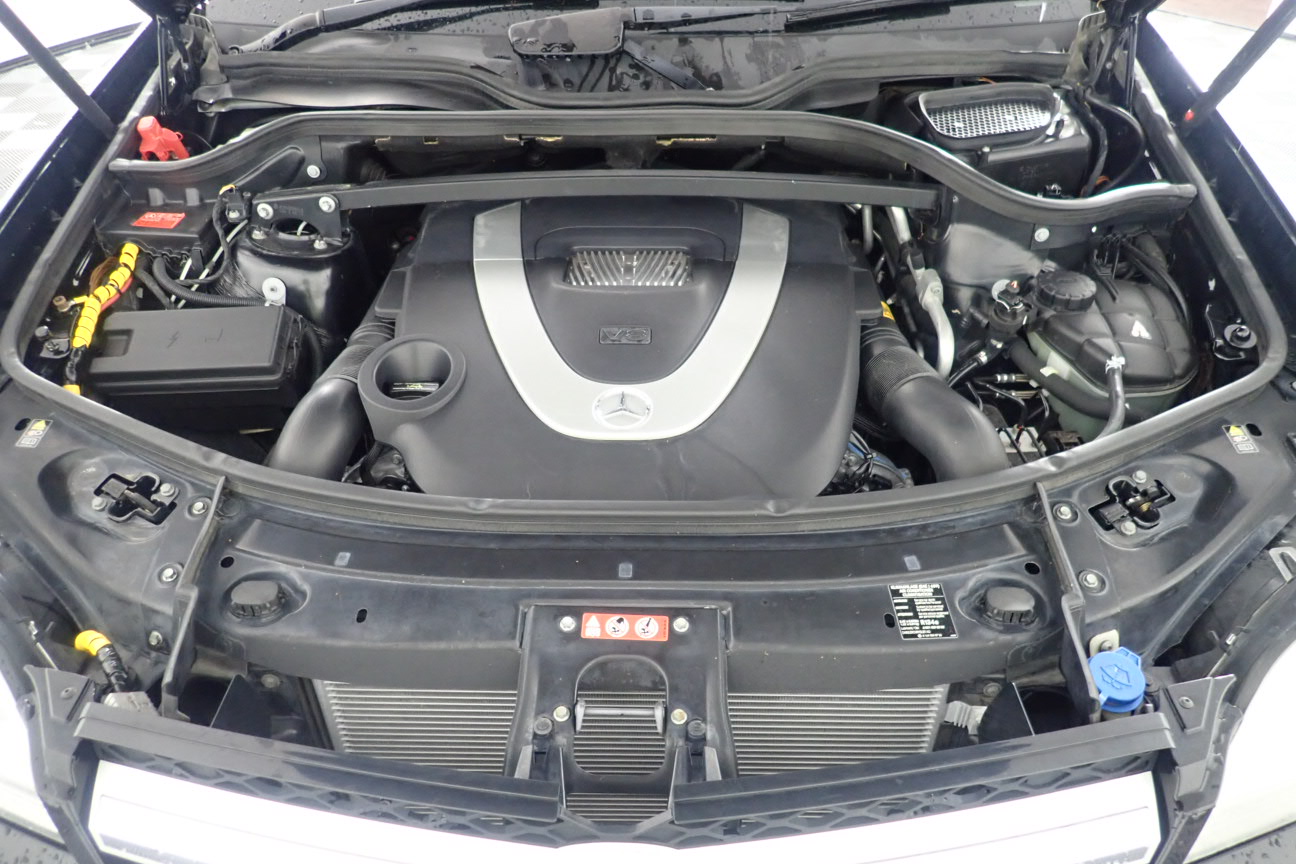 9K WHITE GOLD 0.40ct F VS LAB DIAMOND DAINTY DOUBLE RING