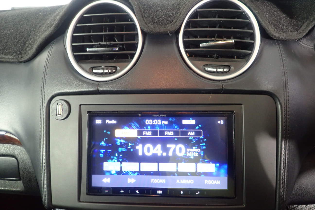 9K WHITE GOLD 0.75ct F VS LAB DIAMOND CLAW SET BAND