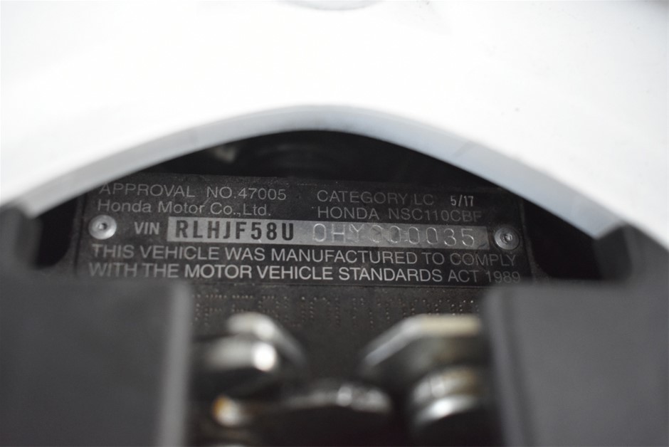 9K WHITE GOLD 0.40ct F VS LAB DIAMOND DAINTY DOUBLE RING