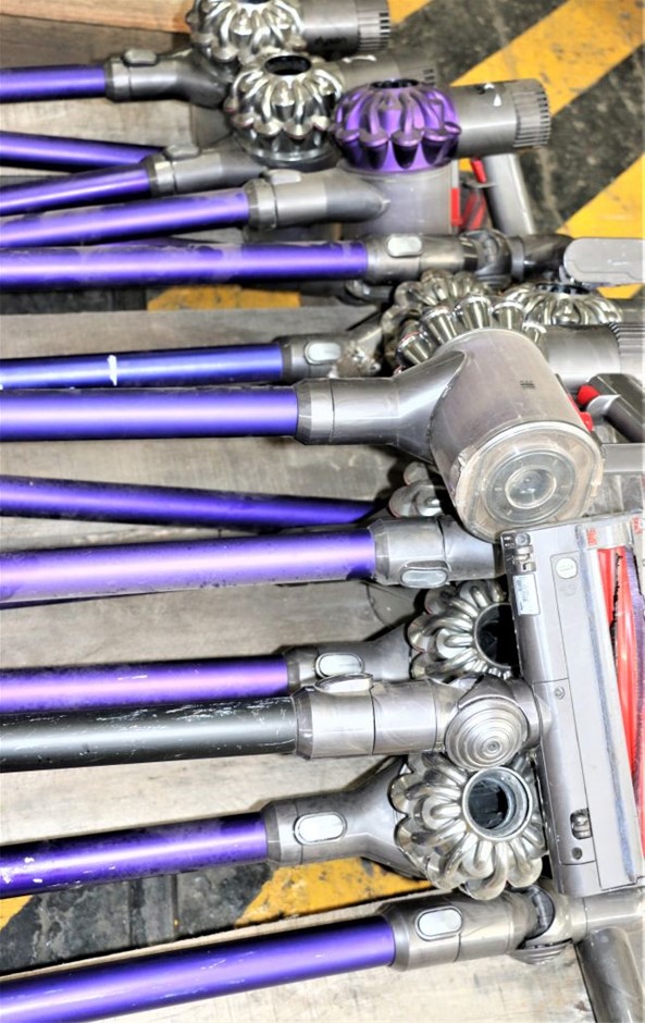 8.57 Carats Red Ruby