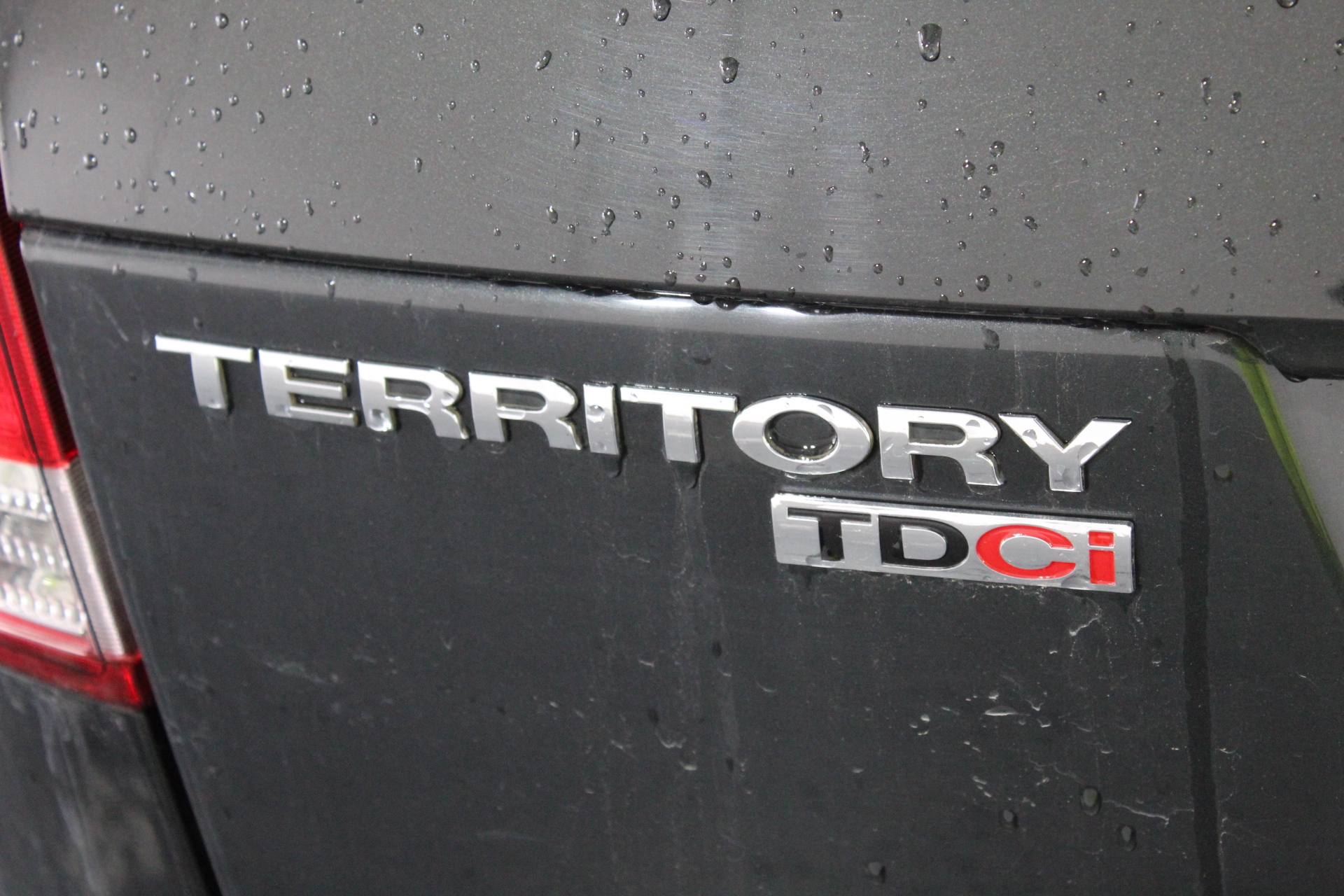 Duchesse De Paris Brut Blanc De Blancs NV (6x 750mL), France.