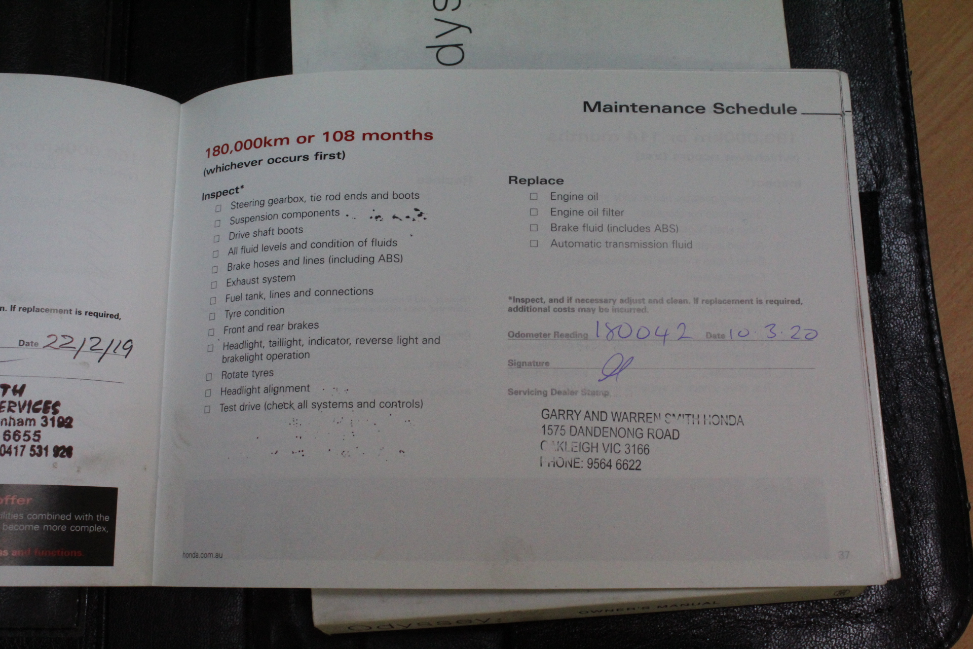 2 Monkeys Semillon Sauvignon Blanc 2025 (12x 750mL) SEA