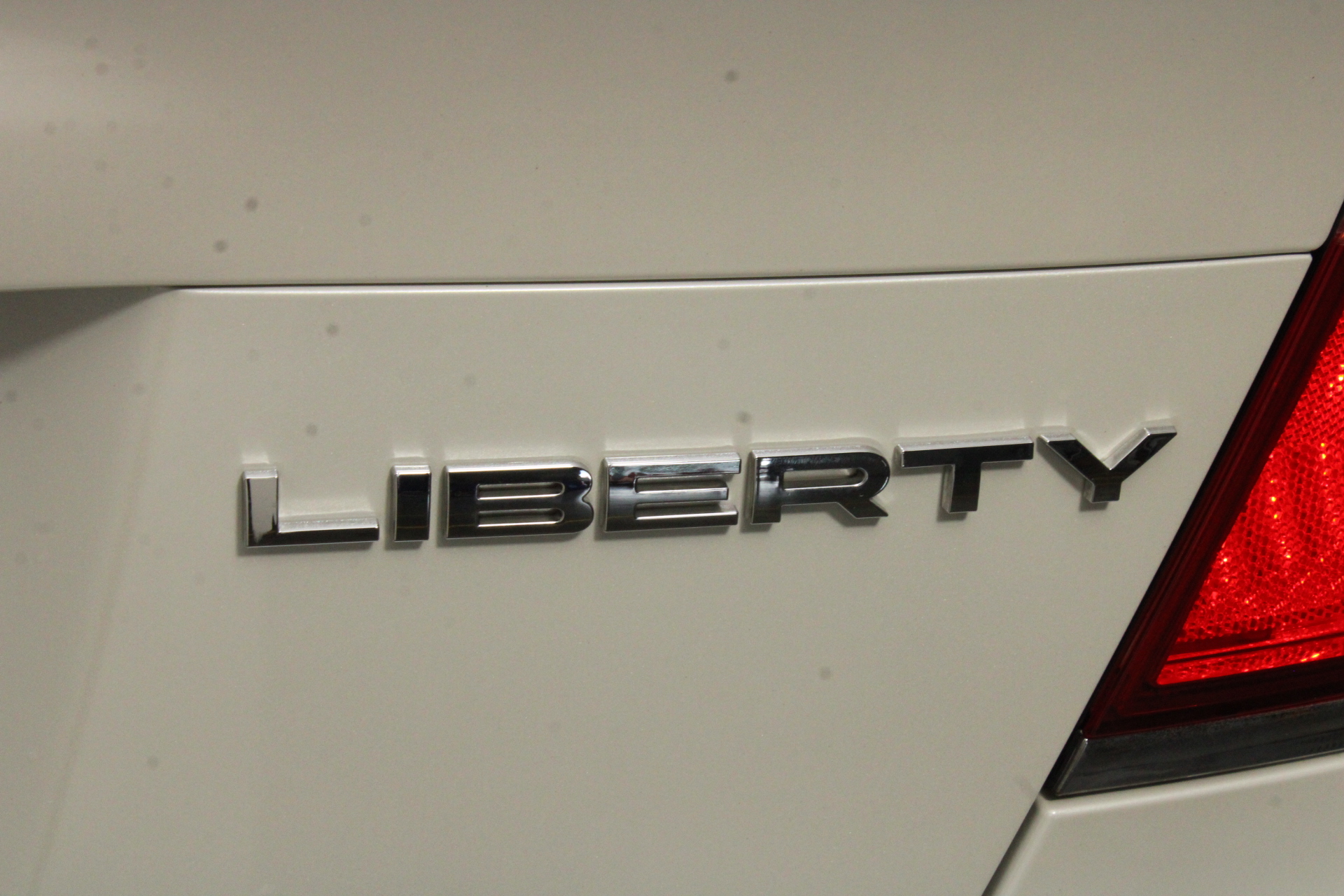 Quantity of 4 26.5-25 Earthmoving Tyres(Unused)