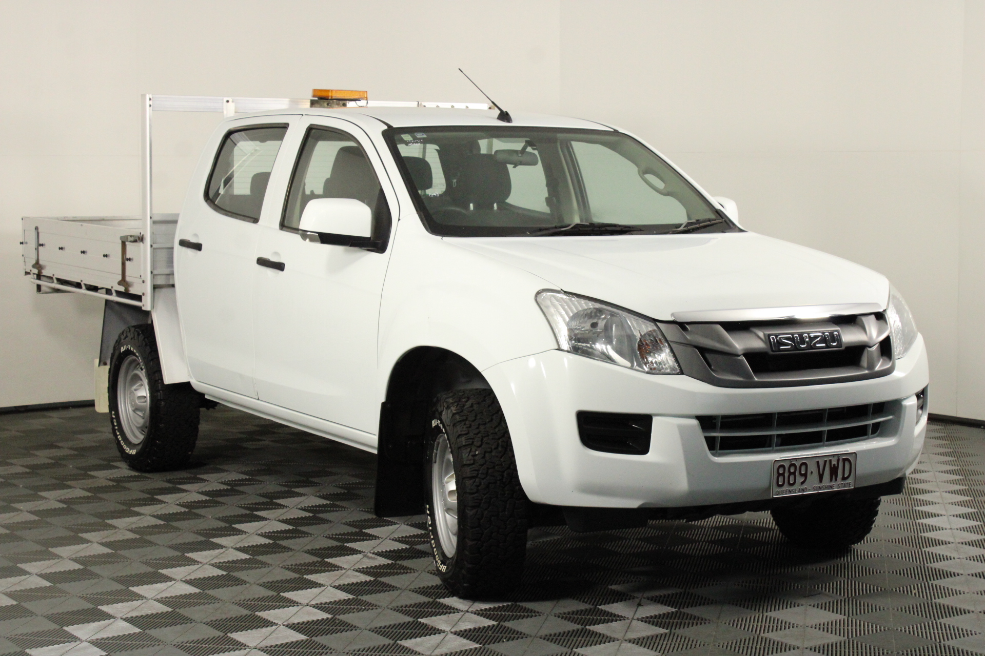 Set of 2 Small Wrought Iron Style Gates with Wildlife Scene(Unused)