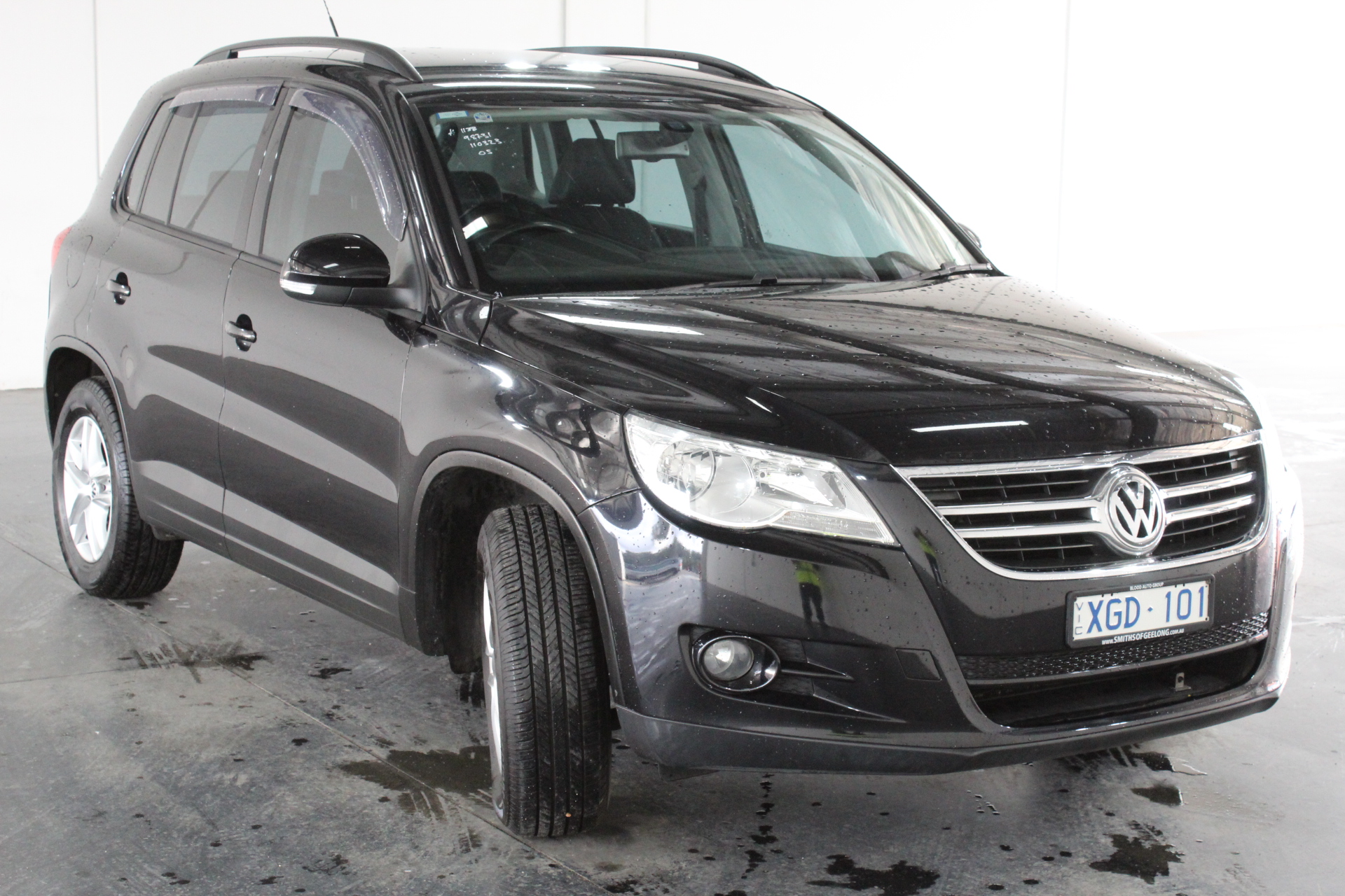 Jules Roy Chardonnay 2023 (6x 750mL), France.