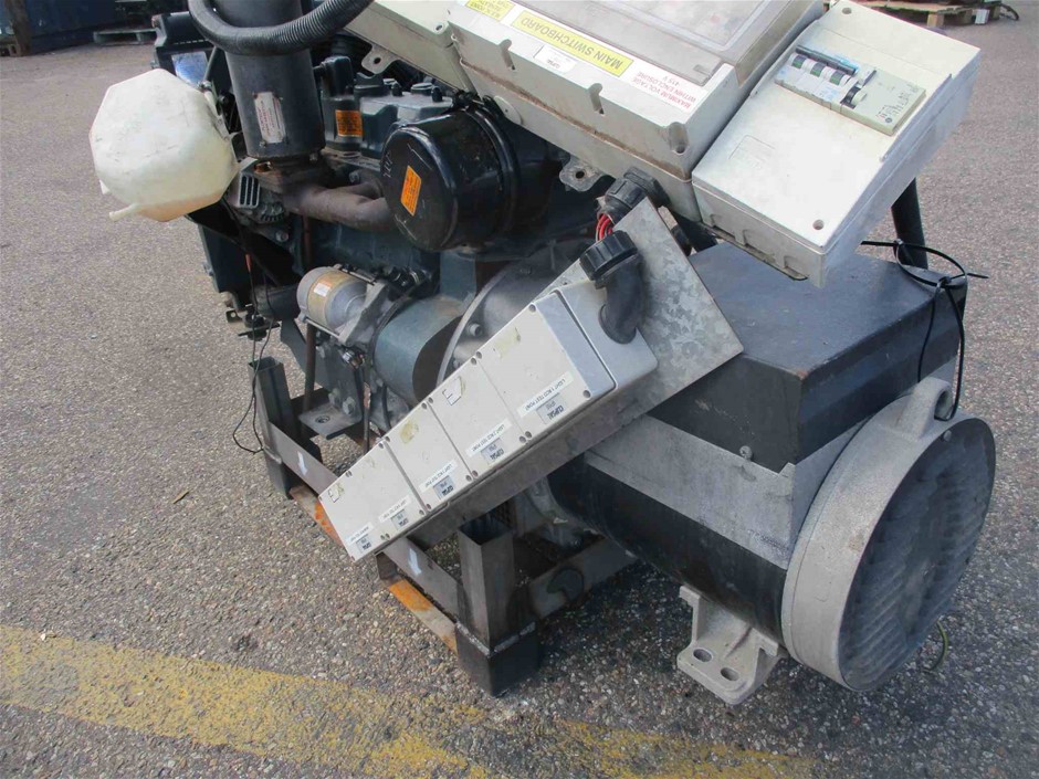 The Bowler Cleanskin Sauvignon Blanc 2023 (12x 750mL) SA