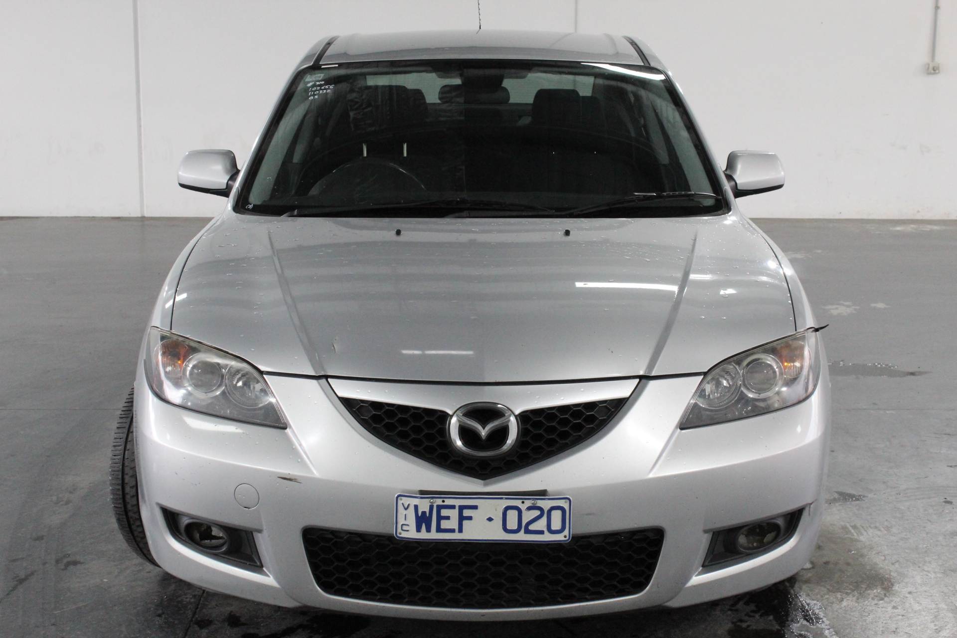 Husqvarna 32-80 Sewing Machine