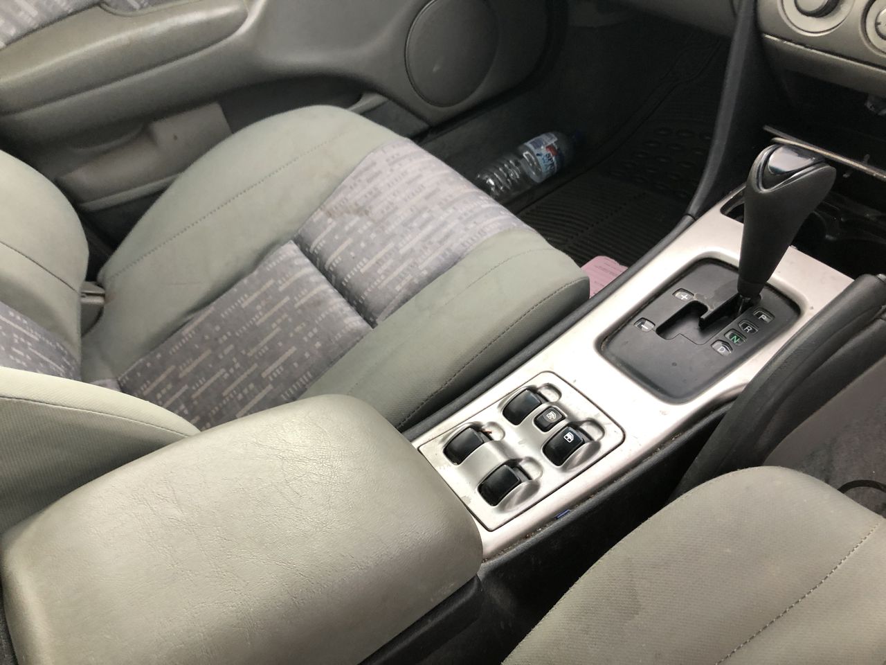 1/100 Scottdale gold bar unc