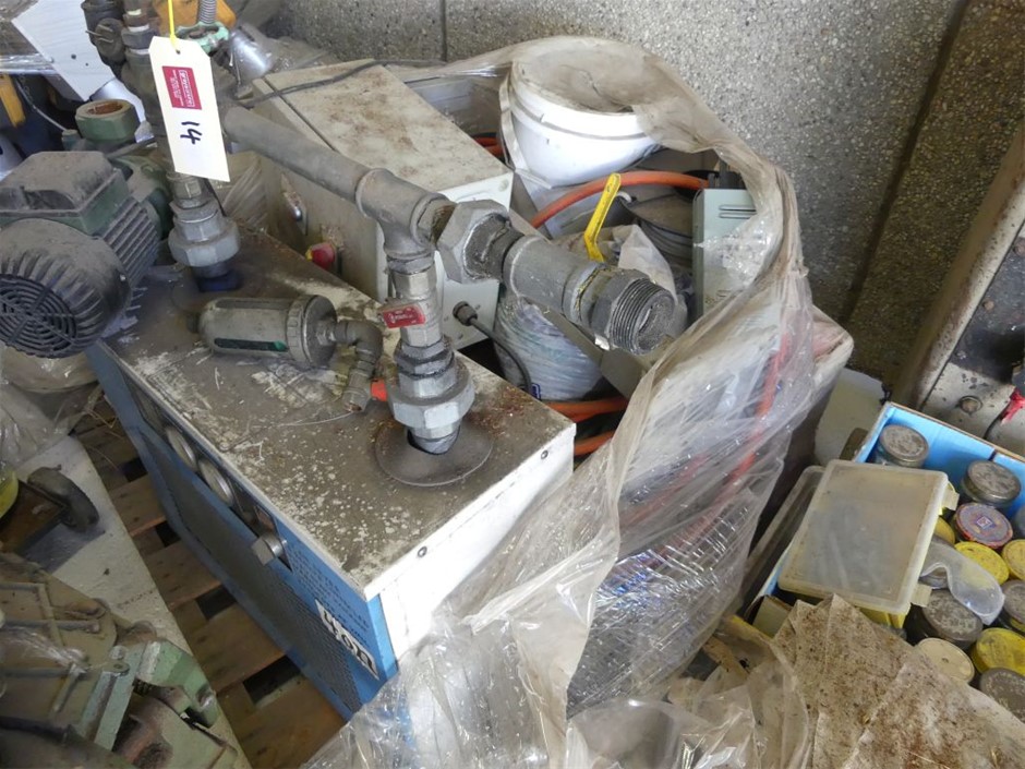 DREAMBABY Premium Bath Seat, Aqua/ Blue.