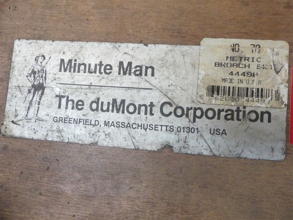 18K Gold-Filled Cross & Flower Bracelet with Simulated Diamonds - 22.8cm