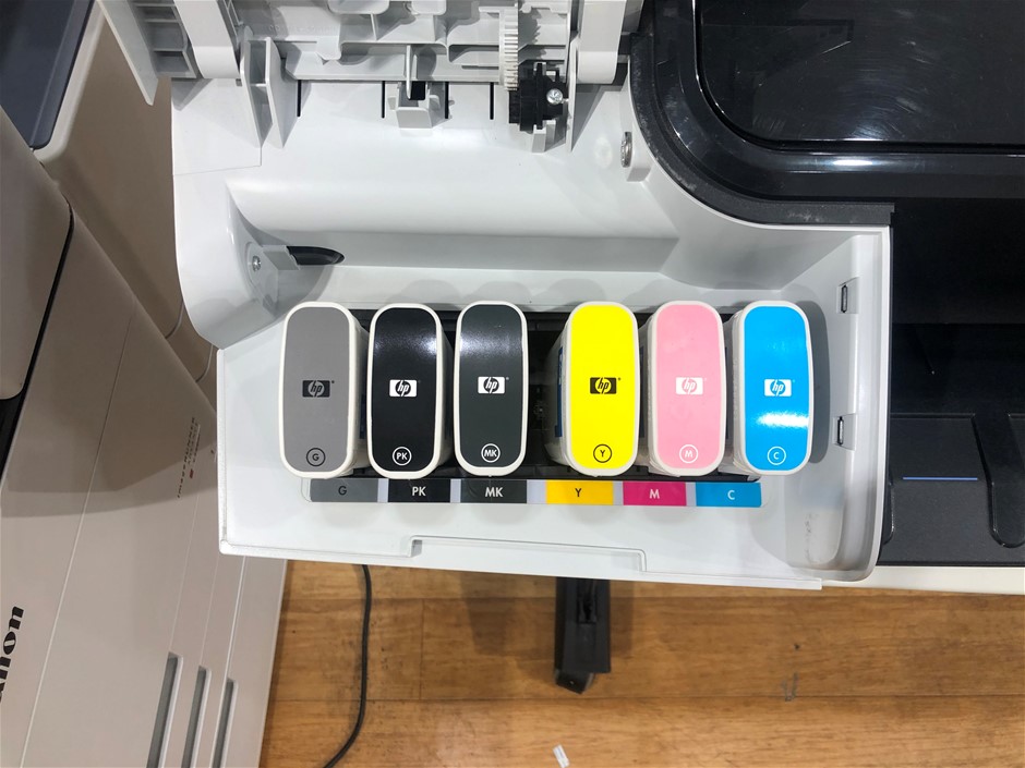 2 Carat round 2 white diamond each CVD Uncertified