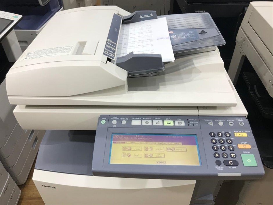 Vial full of Gold Leaf/Flake