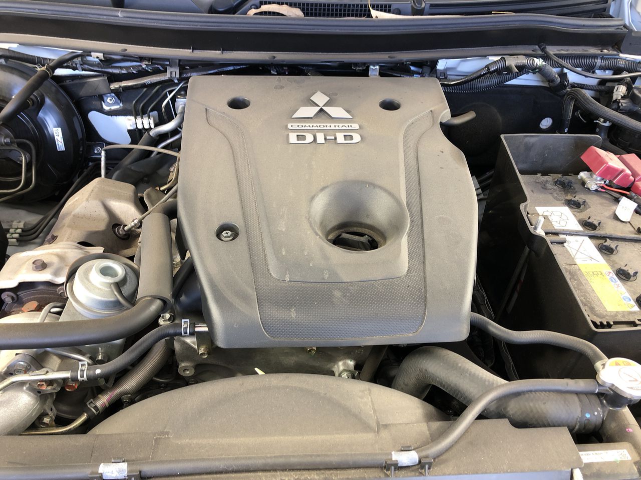 7 x Assorted Mats/Rugs, inc. SIGNATURE & MINERAL SPRING, And More. NB: Mino