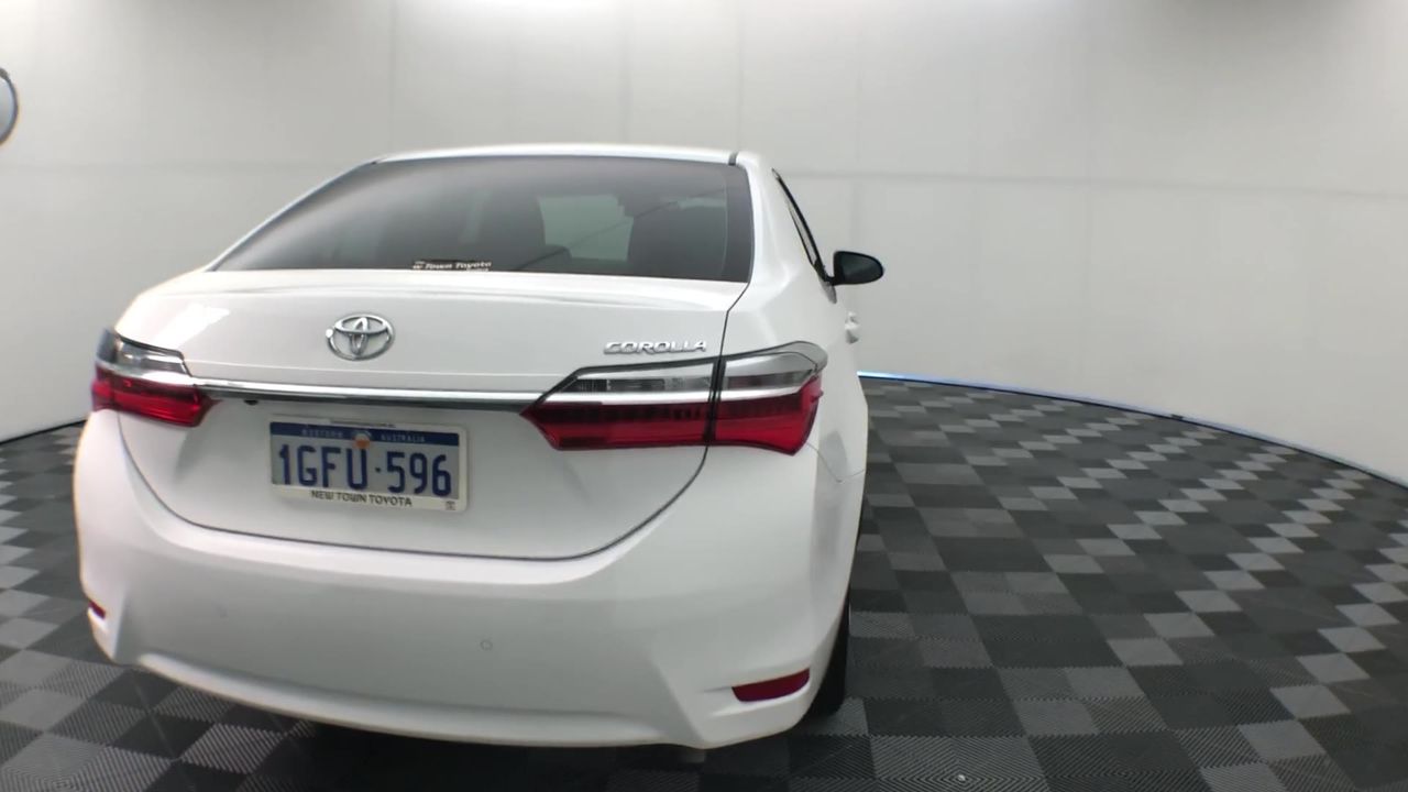 Quantity of 200 1650mm Star Pickets (Unused),