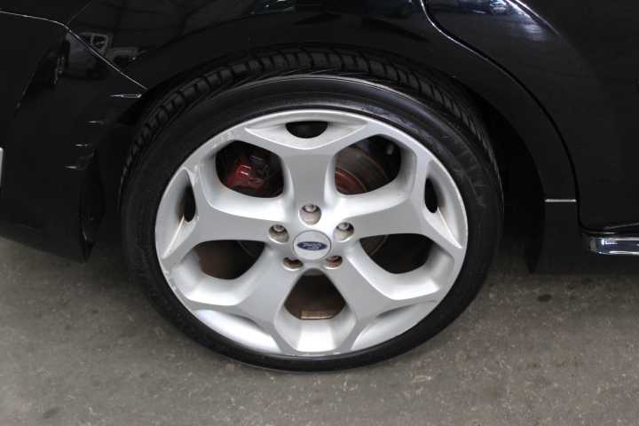 PCM SMK-1500A Nikko Uninterruptible Power Supply