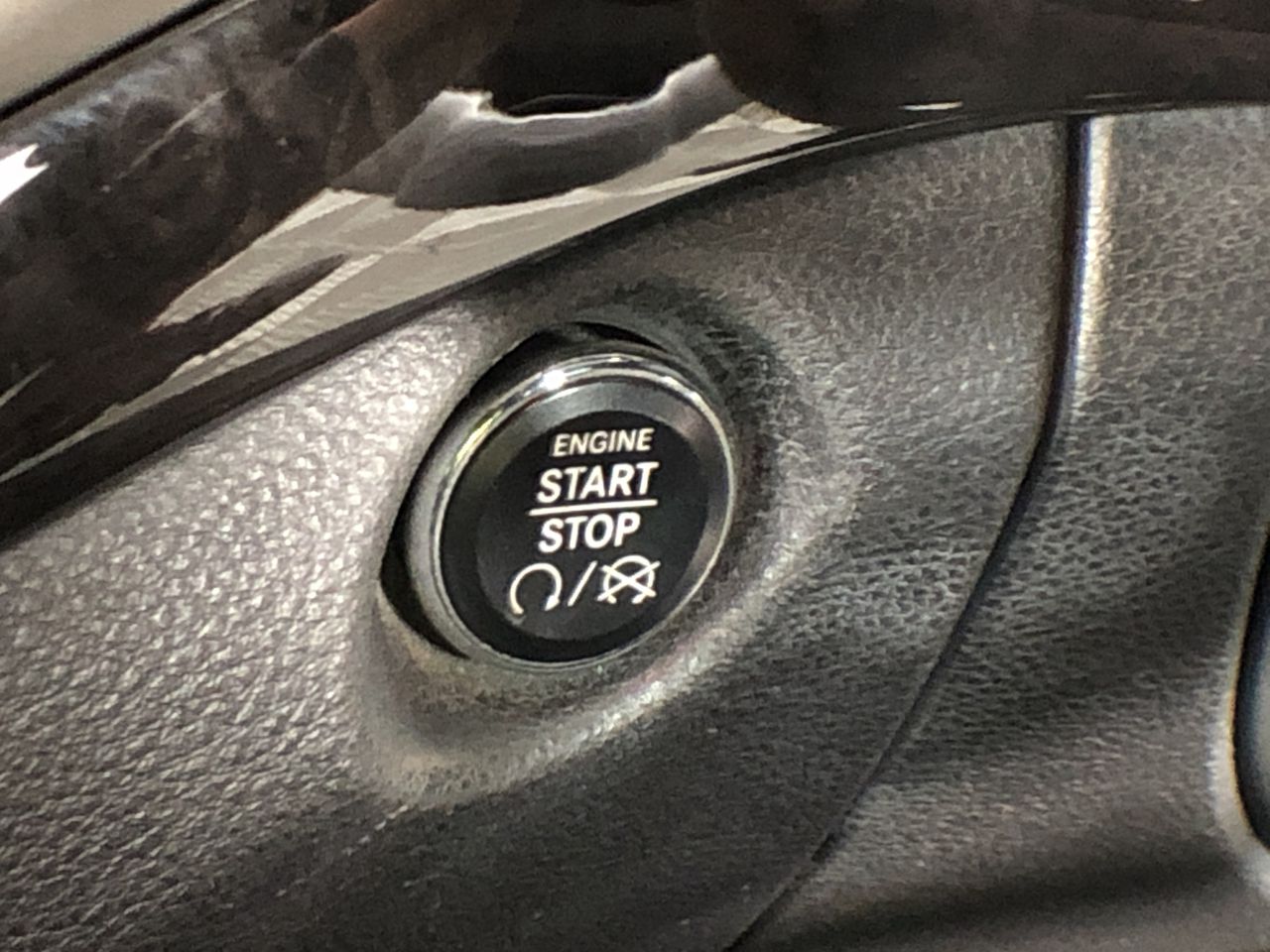 AMAZON BASICS Manual Hose Reel, Fits 0.95 CM by 1524 CM Air Hoses, Hoses No