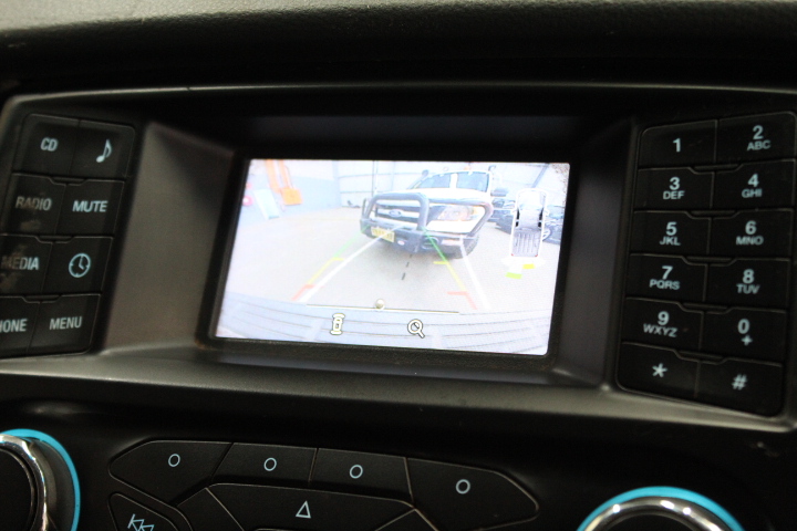 AMAZON BASICS 4-Piece All-Weather Protection Heavy Duty Rubber Floor Mats S