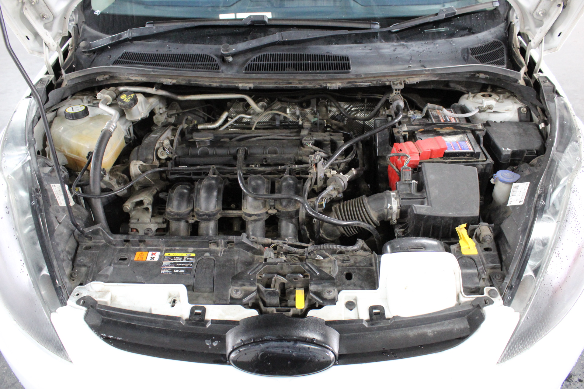 AXIS Mix Model and P3225-V MKII Network Dome Camera (Lot of 6)