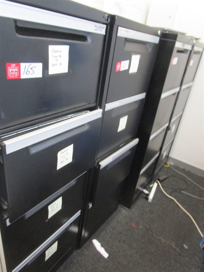 8-9mm Peacock Blue Potato Shape Pearl with Platinum Plated Bracelet