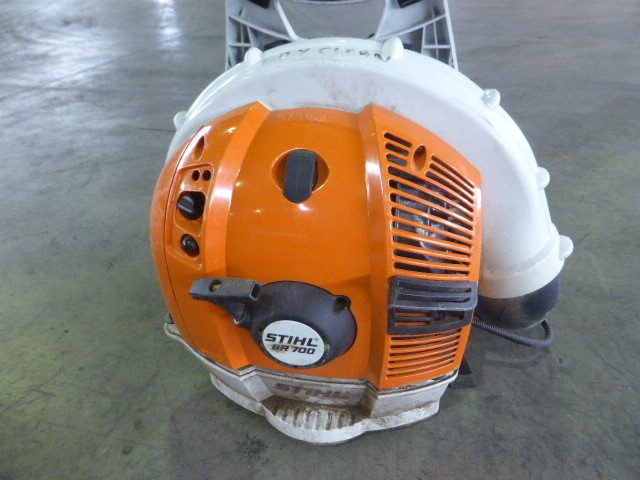 BABY EINSTEIN Sea Dreams Soother Musical Crib Toy And Sound Machine. NB: sl